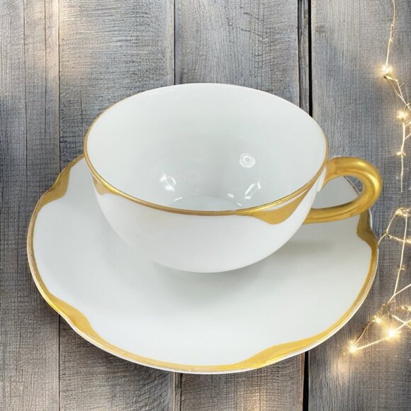 ROYAL OEG Austria VERAGOLD Gold Ivory Fine Porcelain Teacup And Saucer Set VTG - Picture 1 of 14